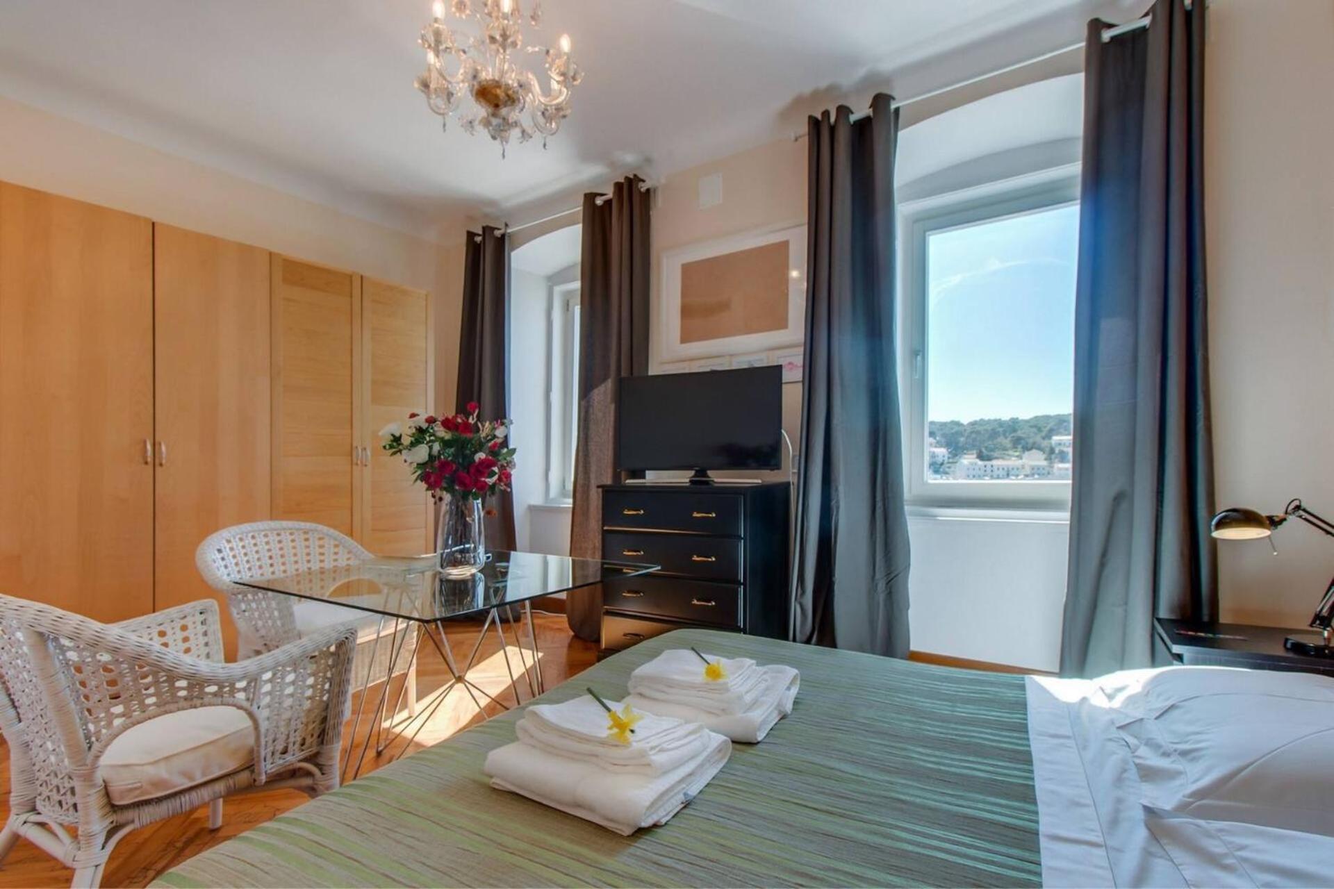 Hotel Vindobona Mali Lošinj Zewnętrze zdjęcie