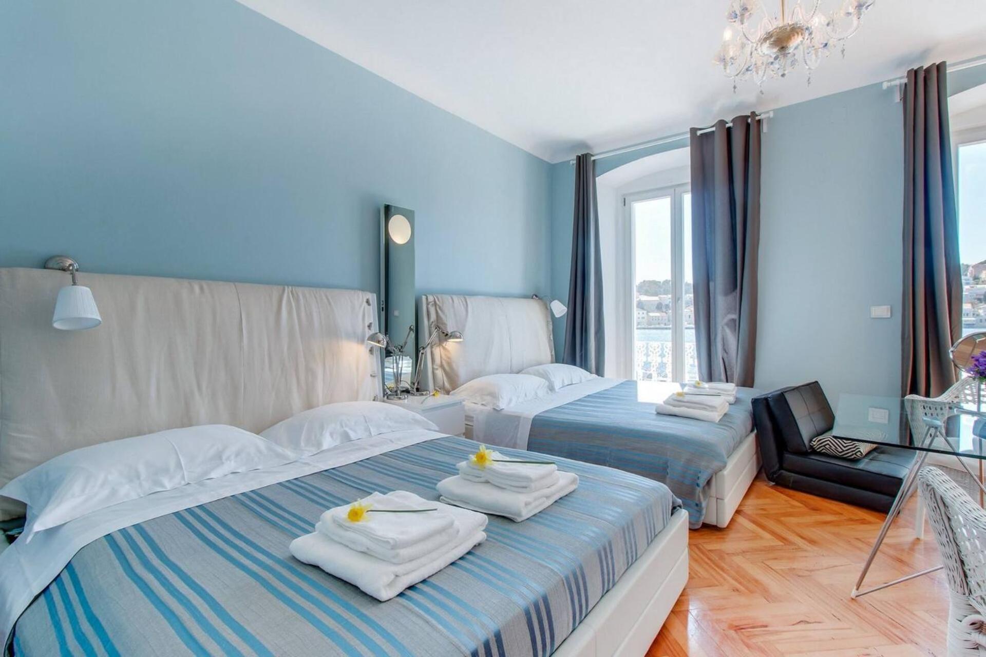 Hotel Vindobona Mali Lošinj Zewnętrze zdjęcie