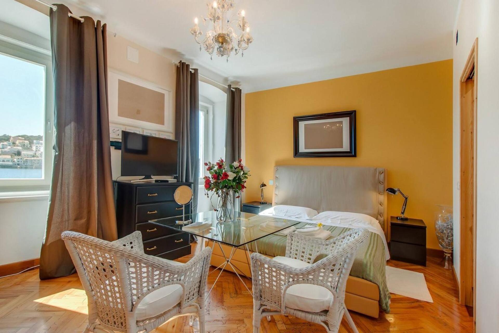 Hotel Vindobona Mali Lošinj Zewnętrze zdjęcie